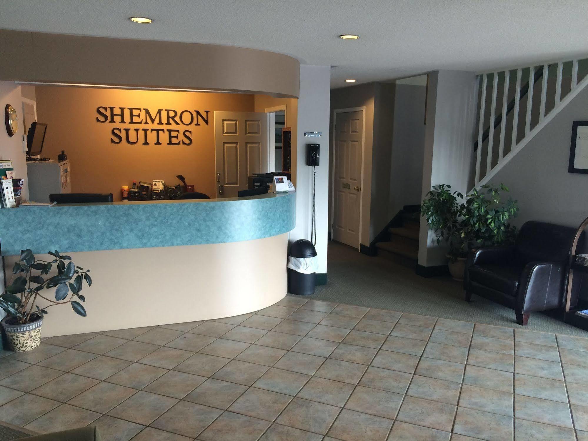 Shemron Suites Hotel Deep River Bagian luar foto