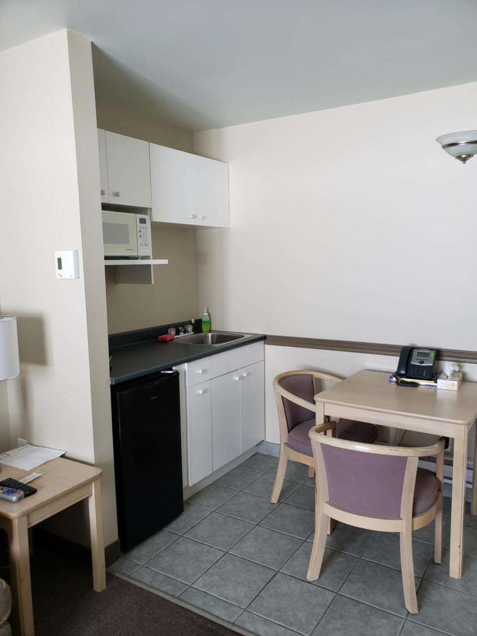 Shemron Suites Hotel Deep River Bagian luar foto