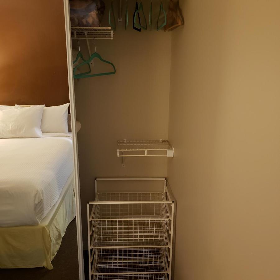Shemron Suites Hotel Deep River Bagian luar foto